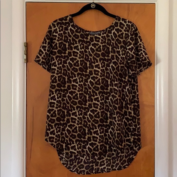 Chelsea & Theodore blouse - Picture 3 of 10